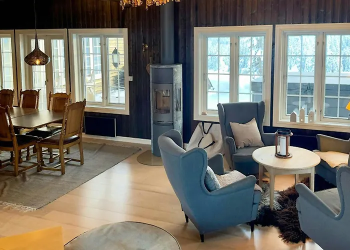 Vakantiehuis Family With Hot Tub At Skeikampen *