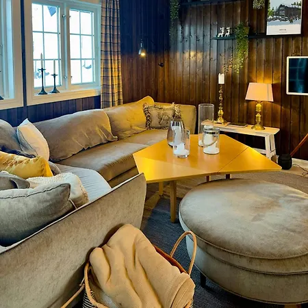 Family With Hot Tub At Skeikampen Hébergement de vacances Svingvoll