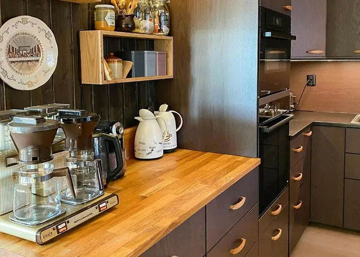 Family With Hot Tub At Skeikampen